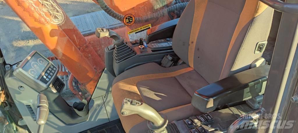 Doosan 225 LC Escavadoras de rastos