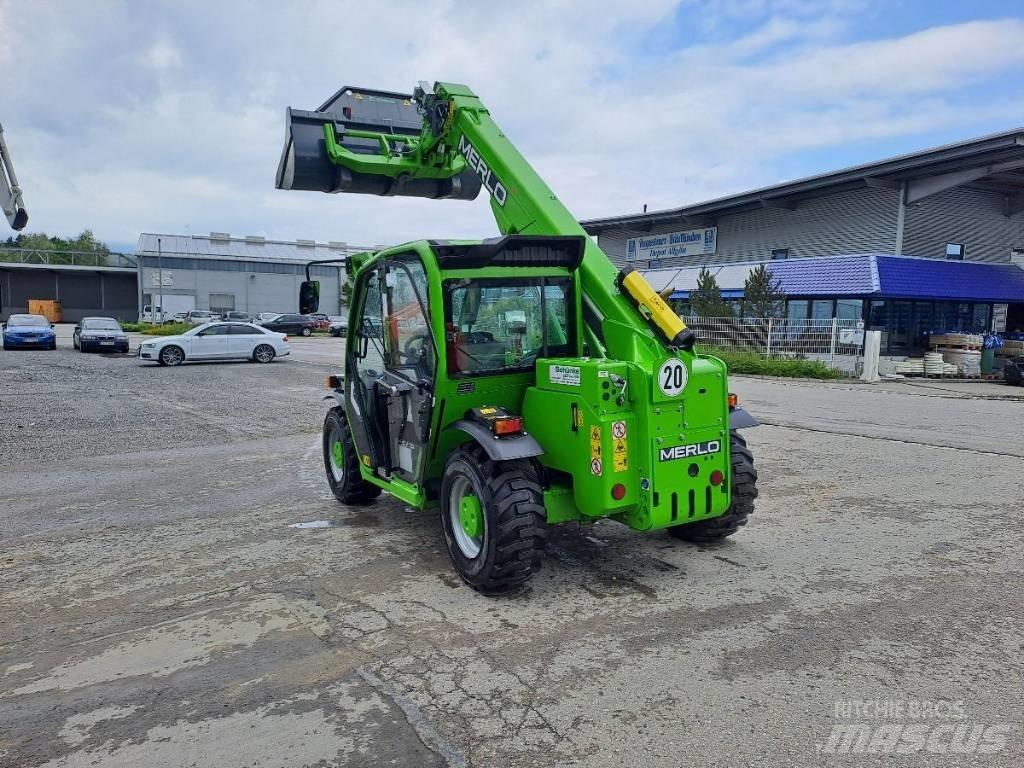 Merlo P 27.6 Plus Manipuladores telescópicos