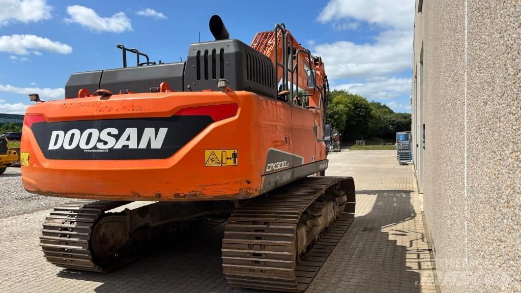 Doosan DX 300 LC-5 Escavadoras de rastos