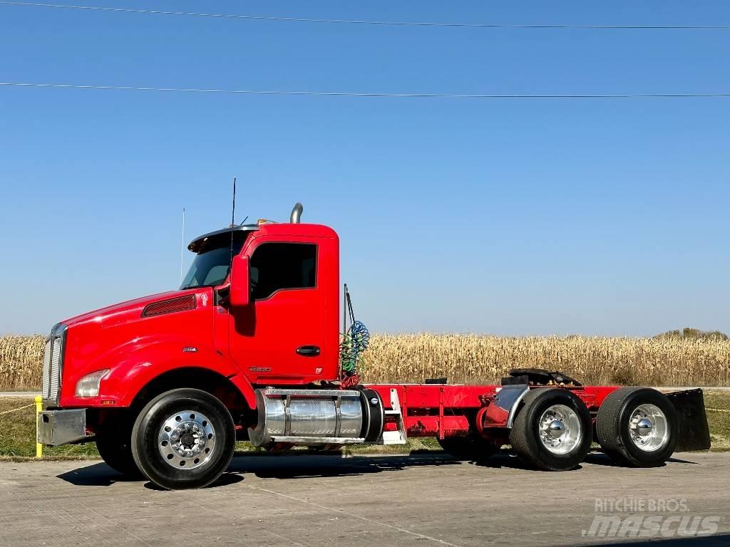 Kenworth T 880 Tractores (camiões)