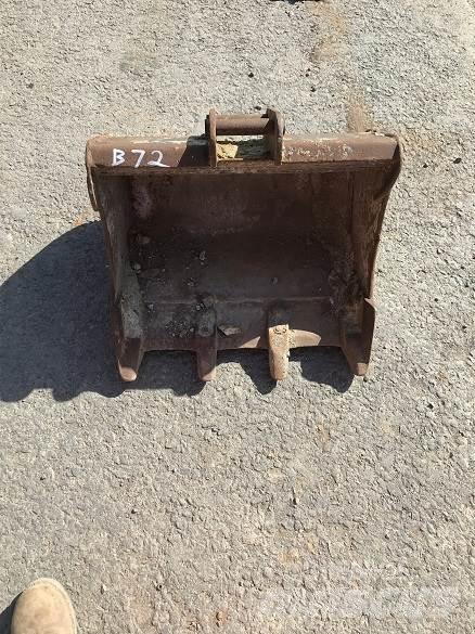 2' BUCKET, 30mm PINS Baldes