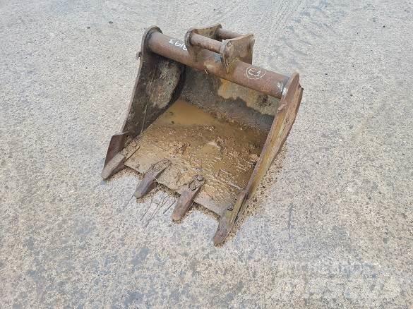  2' BUCKET, 35mm PINS Baldes