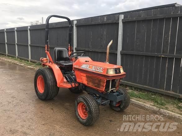 Kubota B1750 Retroescavadoras