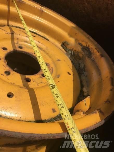  MASSEY REAR WHEEL Pneus, Rodas e Jantes
