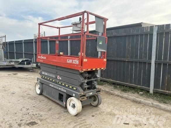 SkyJack SJ111-3266 Construção - Outros
