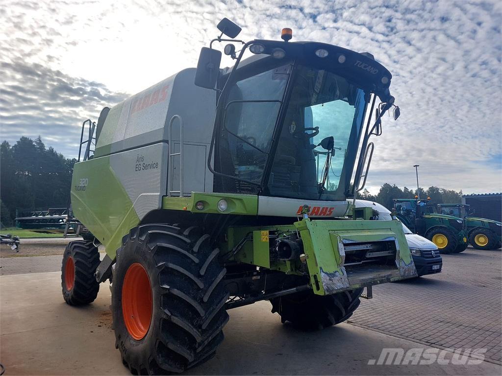 CLAAS Tucano 320 Ceifeiras debulhadoras
