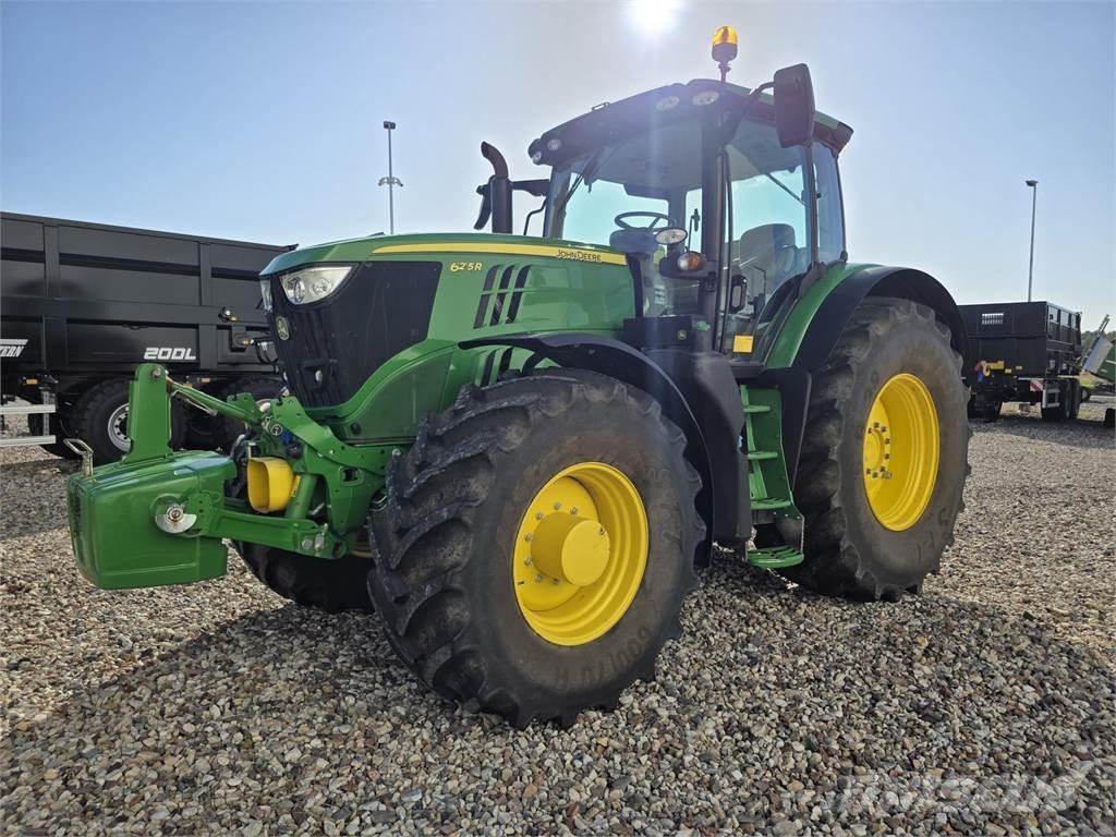 John Deere 6215R Tratores Agrícolas usados