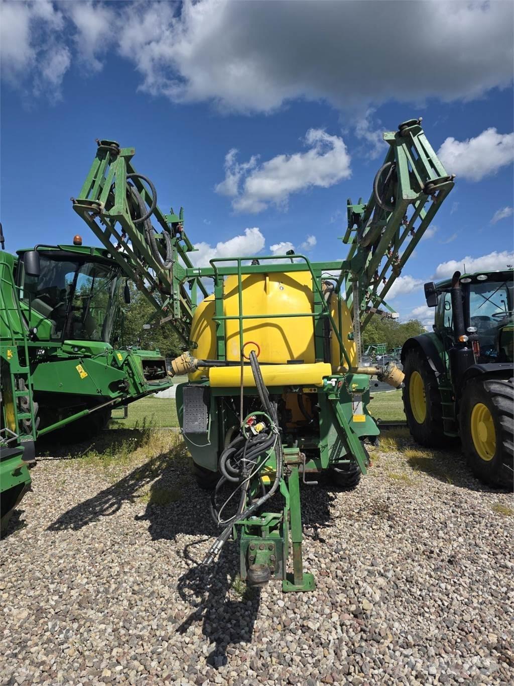 John Deere 740 Pulverizadores rebocados