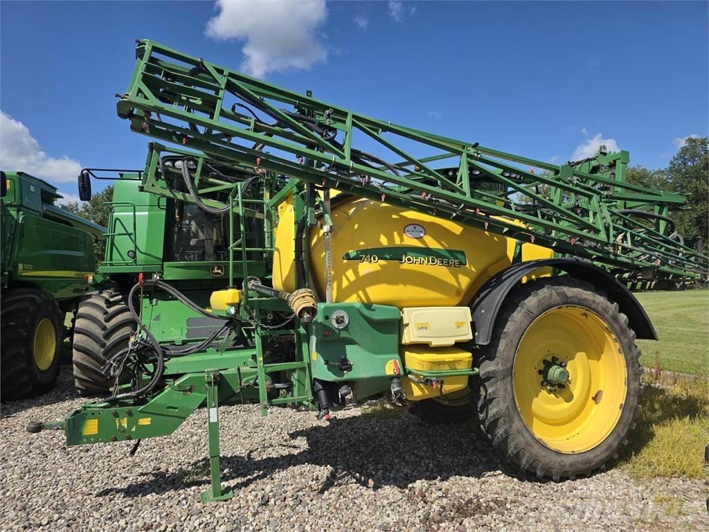 John Deere 740 Pulverizadores rebocados