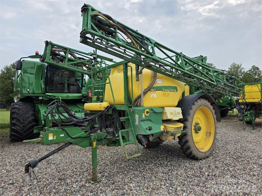 John Deere 740 Pulverizadores rebocados