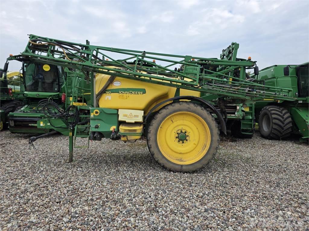John Deere 740 Pulverizadores rebocados