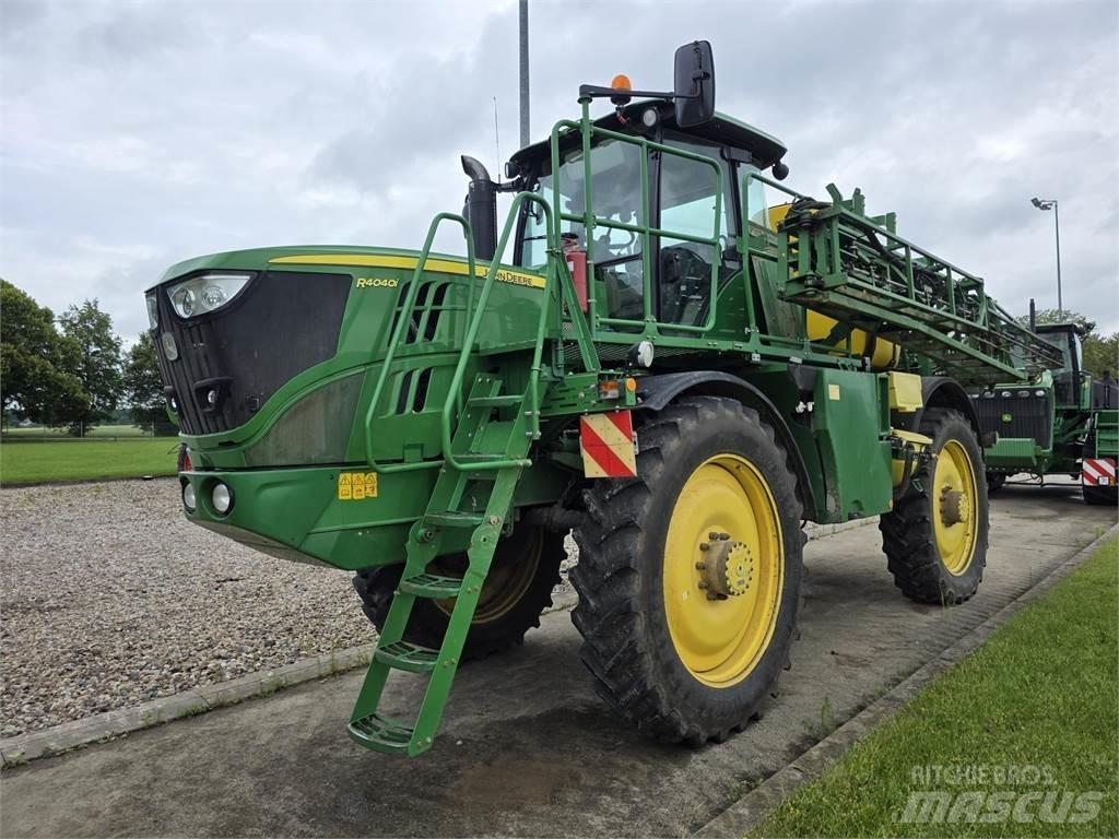 John Deere R4040i Pulverizadores rebocados