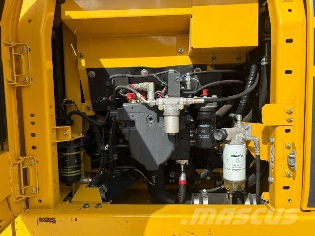 Komatsu PC 210 LC-11 Escavadoras de rastos