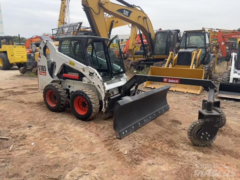 Bobcat S 185 Carregadoras de direcção deslizante
