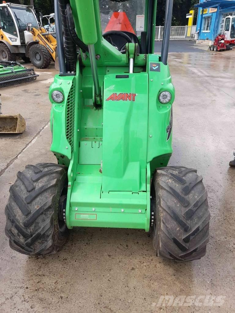 Avant 640i Carregadoras de direcção deslizante