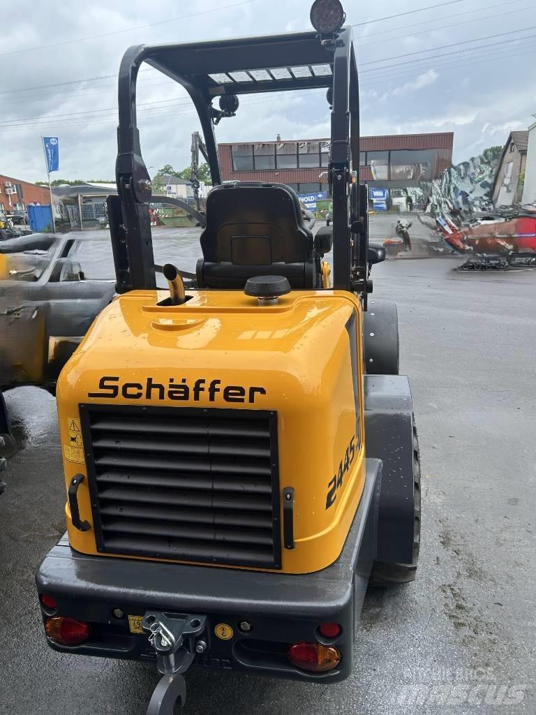 Schäffer 2445S Carregadoras de direcção deslizante