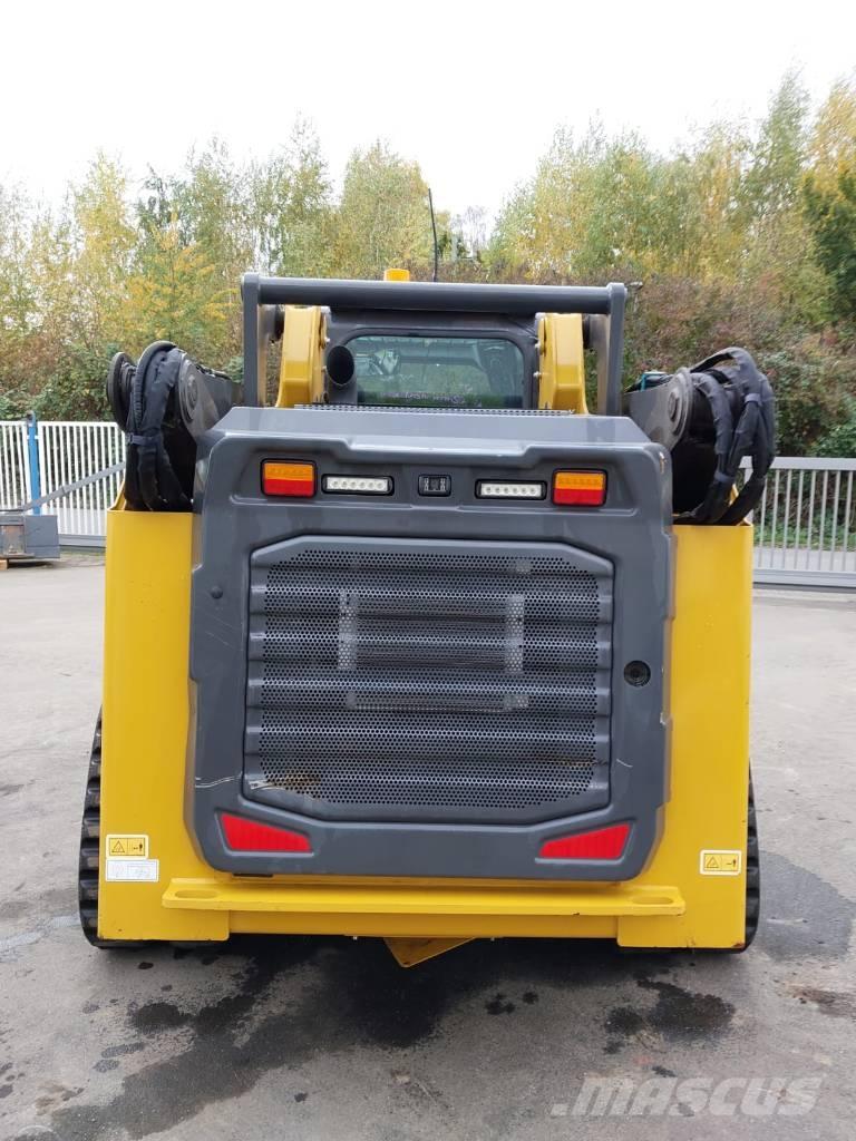 XCMG XC7-TV12 Pás Carregadoras de rastos