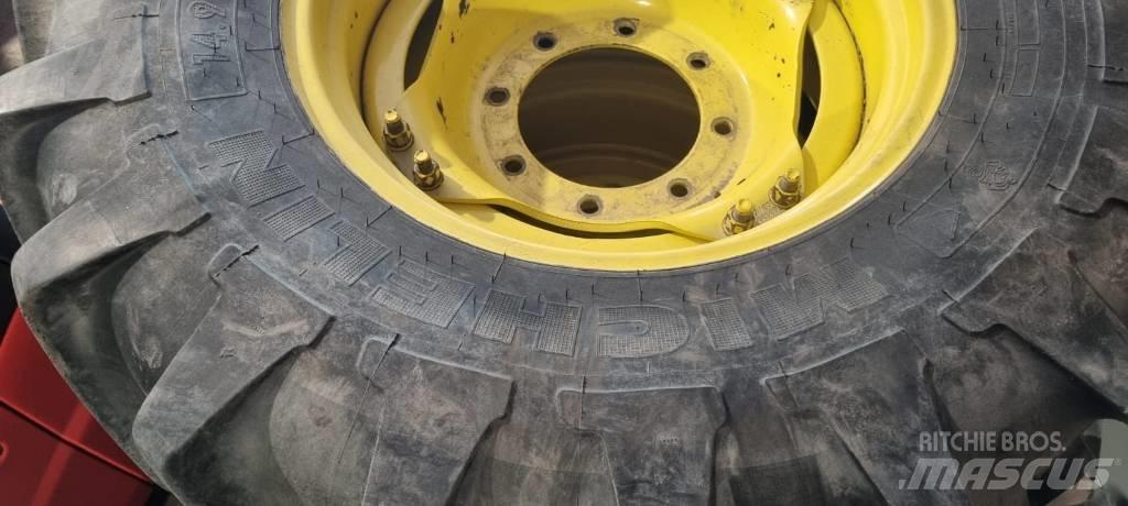 Michelin 14.9R24 Pneus Agrícolas