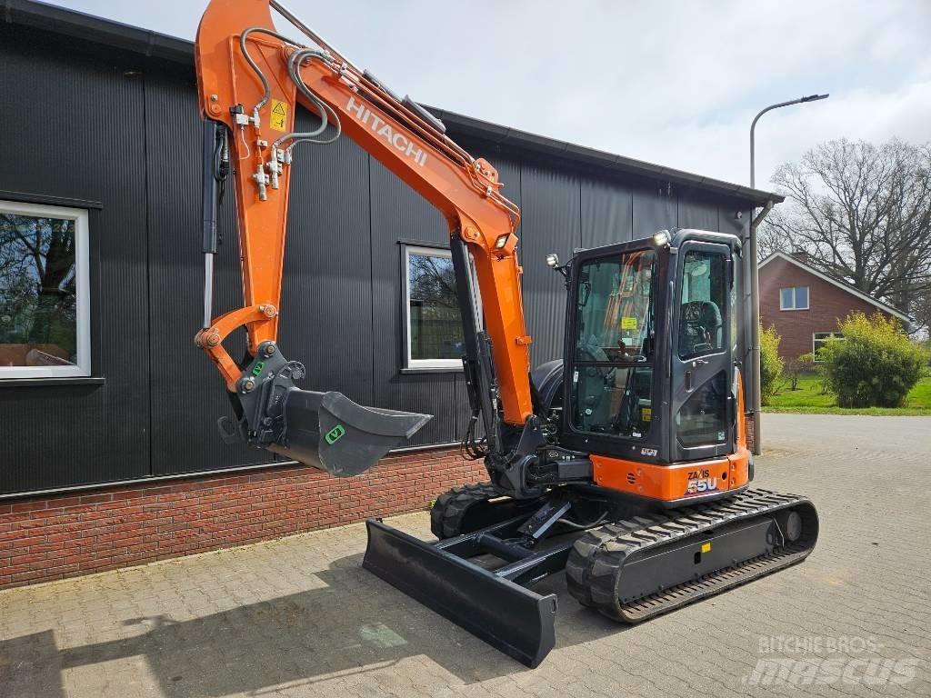 Hitachi ZX 55 U-5 Mini Escavadoras <7t