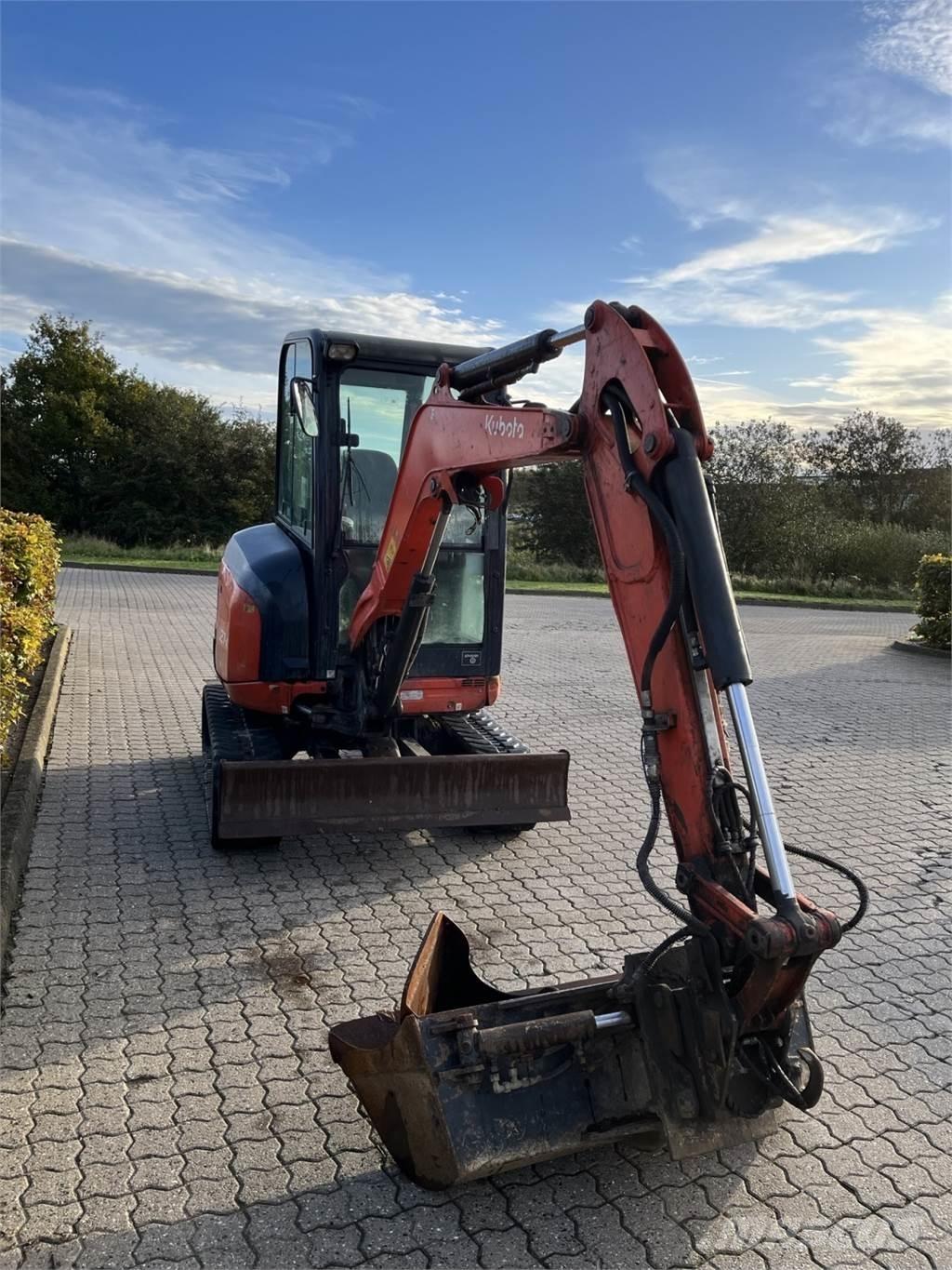 Kubota U27-4 GL HI Mini Escavadoras <7t