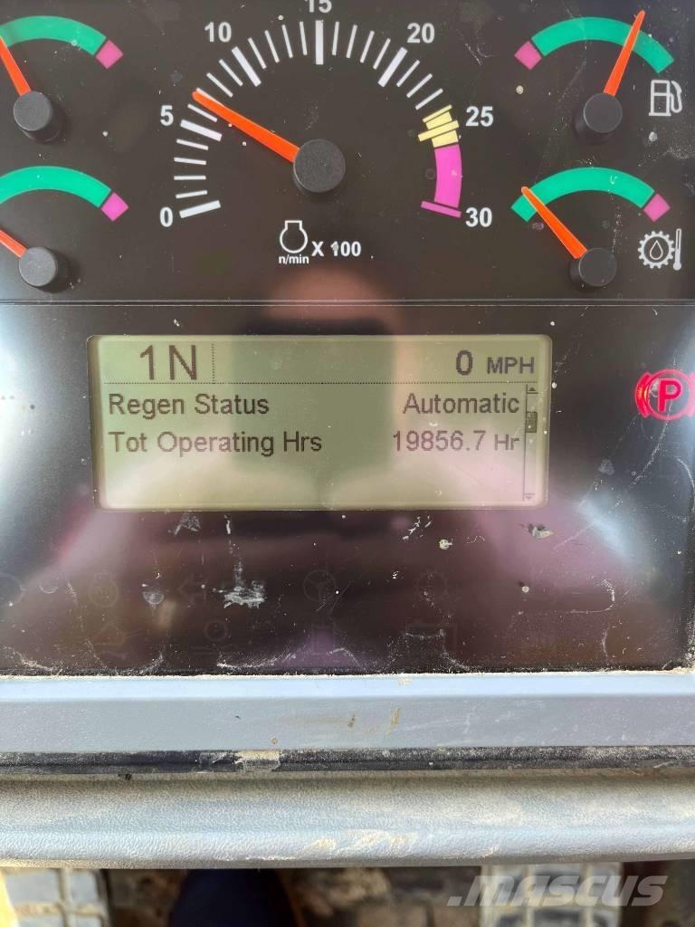 CAT 966 K Pás carregadoras de rodas