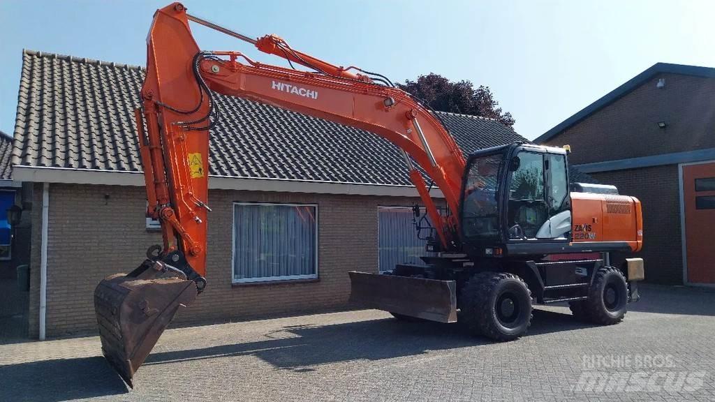Hitachi ZX220W-5B Escavadoras de rodas
