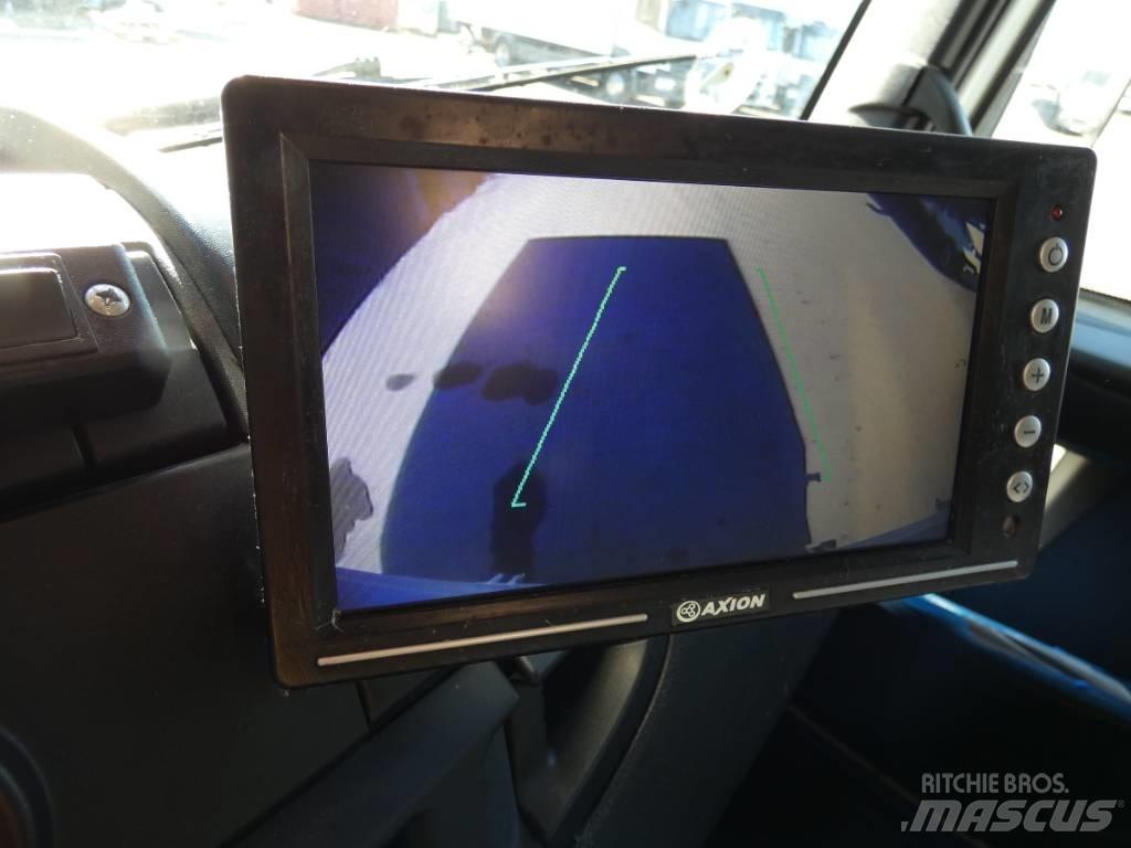 Iveco Eurocargo 120 Camiões de caixa fechada
