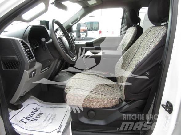 Ford F550 Camiões estrado/caixa aberta