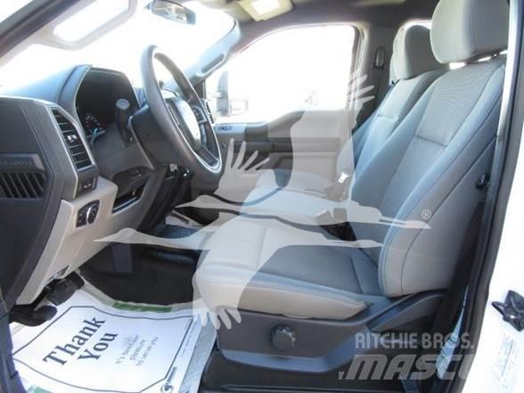 Ford F550 Camiões basculantes