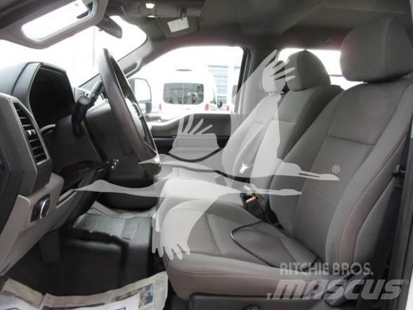 Ford F550 Camiões basculantes