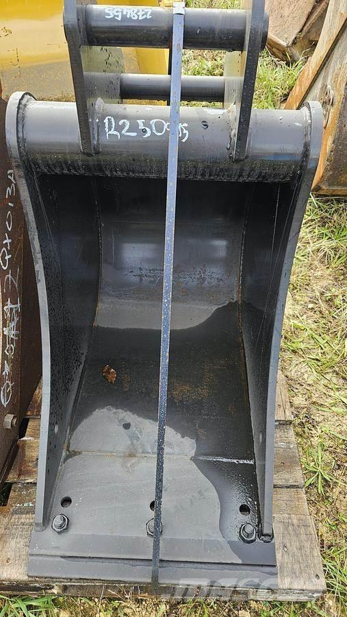 White Axe 45mm Baldes