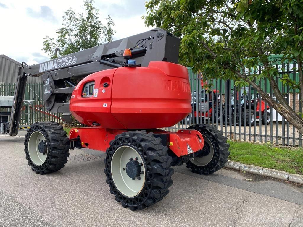 Manitou 200 ATJ Elevadores braços articulados
