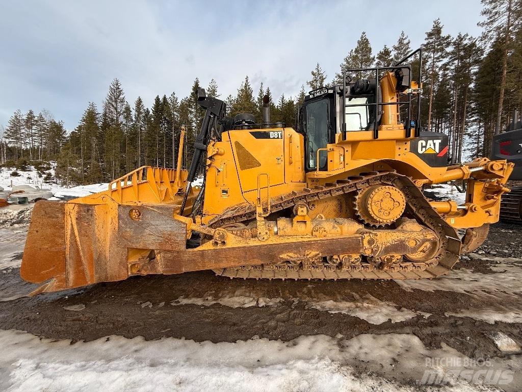 CAT D8T Dozers - Tratores rastos