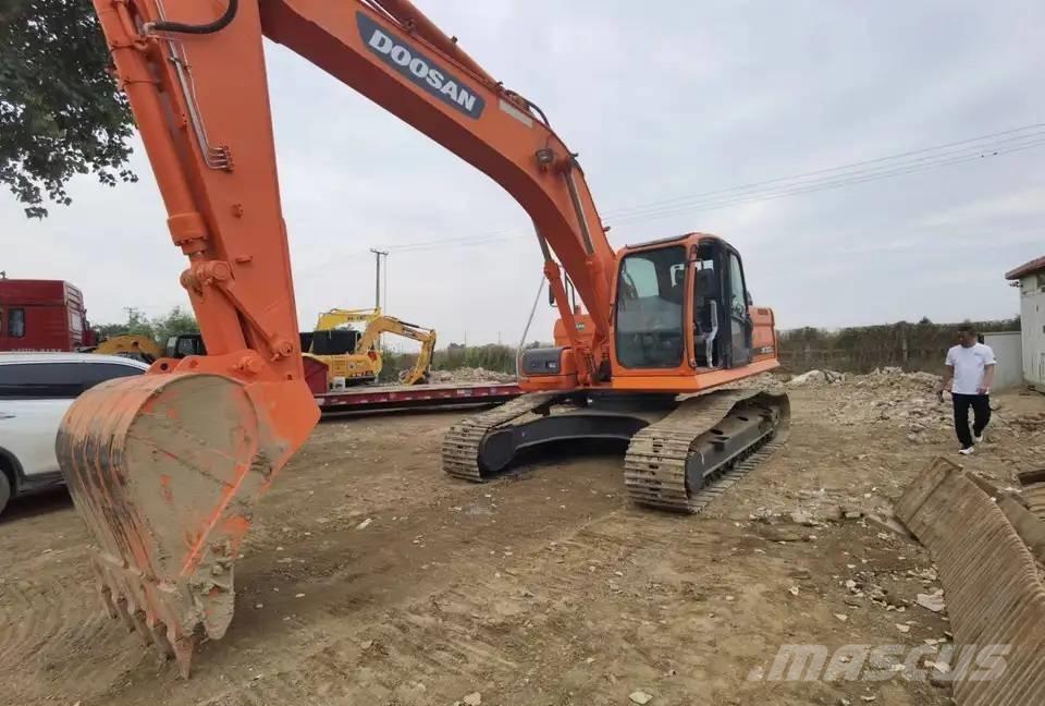 Doosan DX300LC Escavadoras de rastos