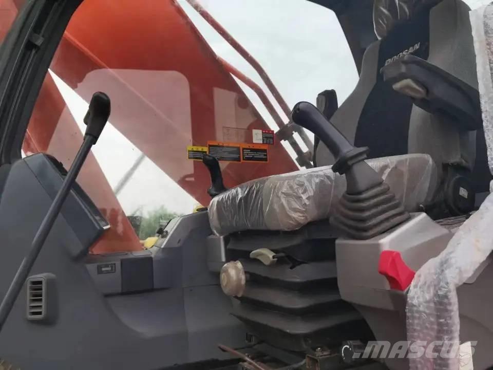 Doosan DX300LC Escavadoras de rastos