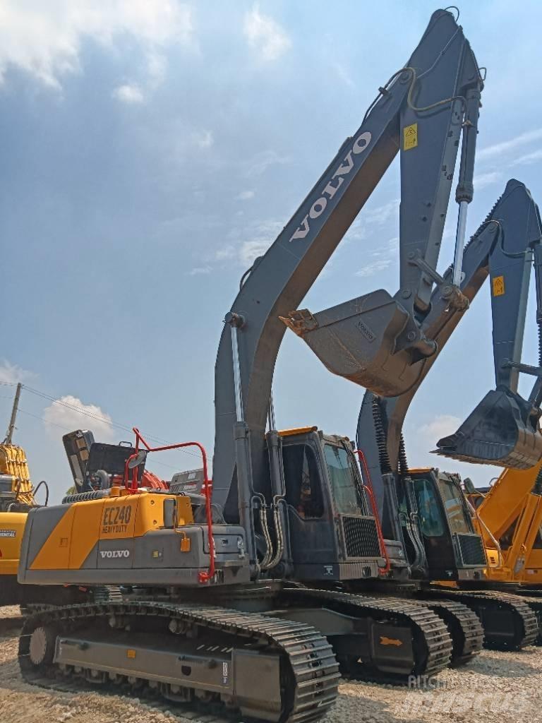 Volvo EC 240 Escavadoras de rastos