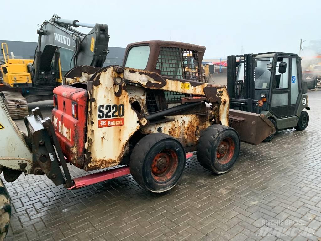 Bobcat S 220 Transmissão