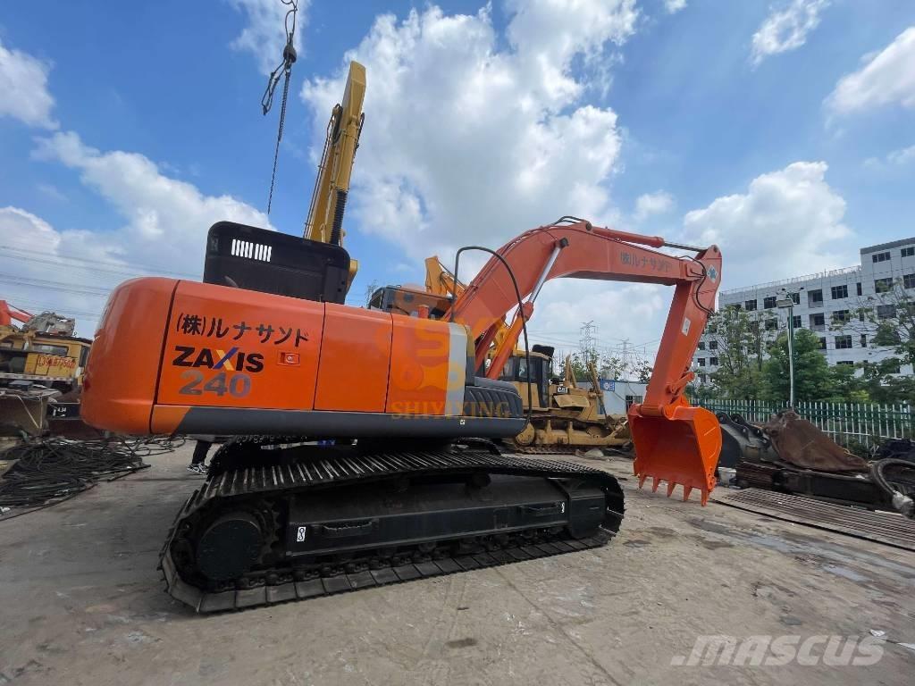 Hitachi ZX 240 Escavadoras de rastos