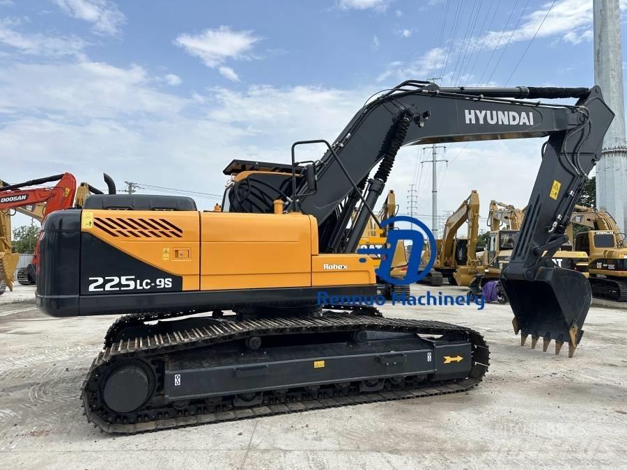 Hyundai 225LC-9S Escavadoras de rastos