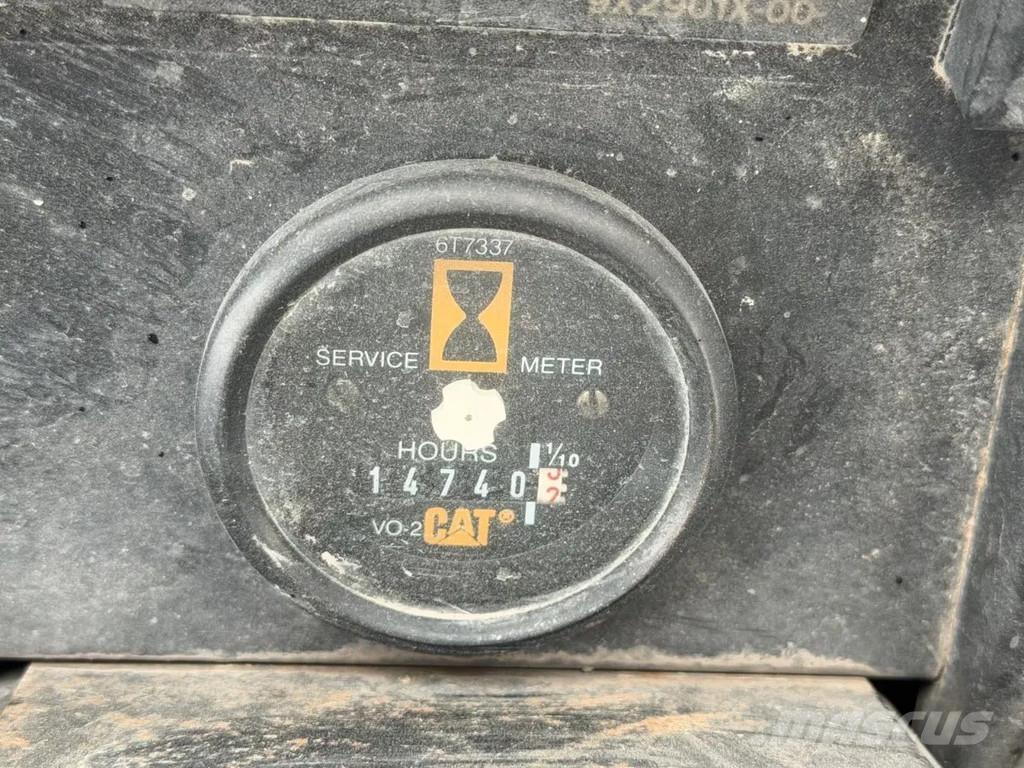 CAT IT 12 B Pás carregadoras de rodas