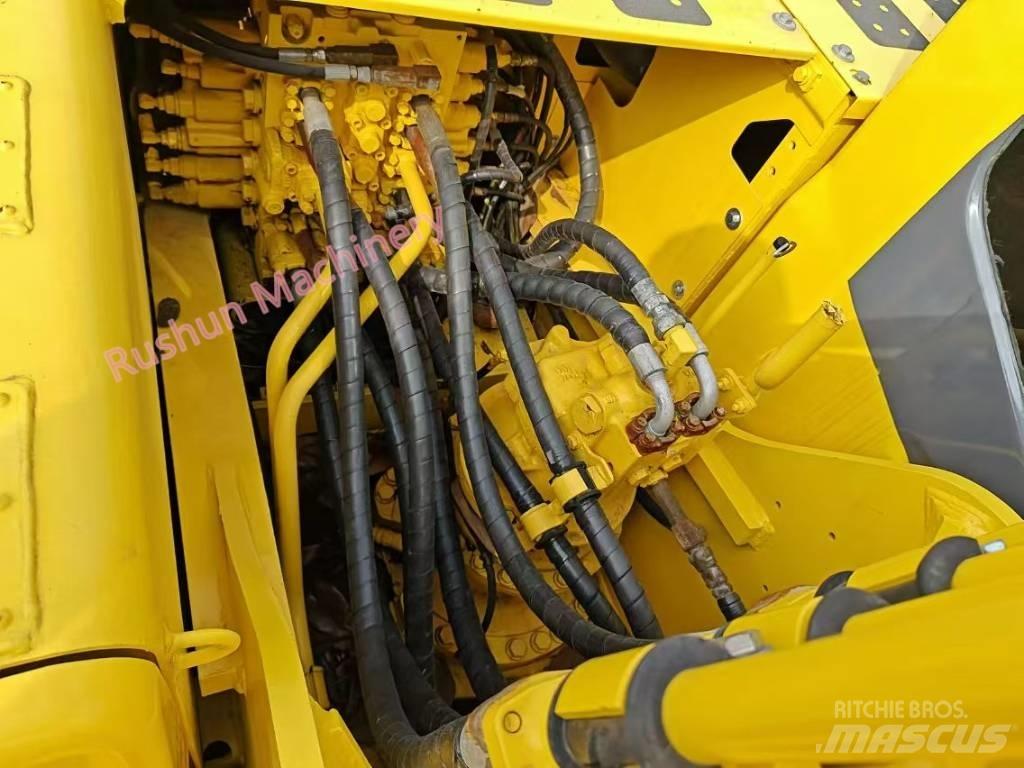 Komatsu PC 220-8 Escavadoras de rastos