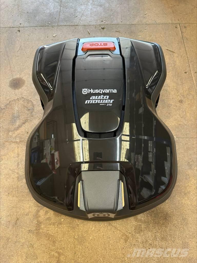 Husqvarna AM310 Corta-Relvas Robóticos