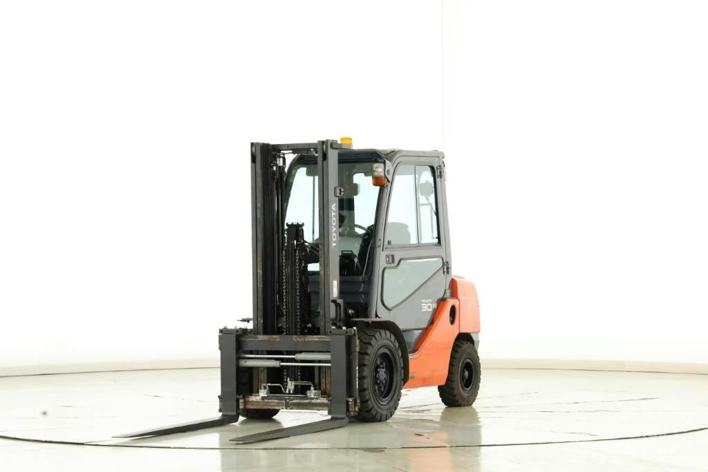Toyota 02-8-FDF-30 Empilhadores Diesel