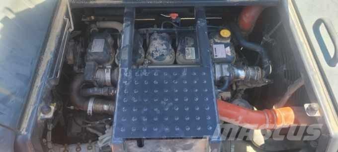 Doosan DX 300 LC-5 Escavadoras de rastos