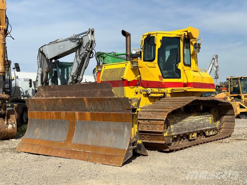 Komatsu D61PX-15EO Dozers - Tratores rastos