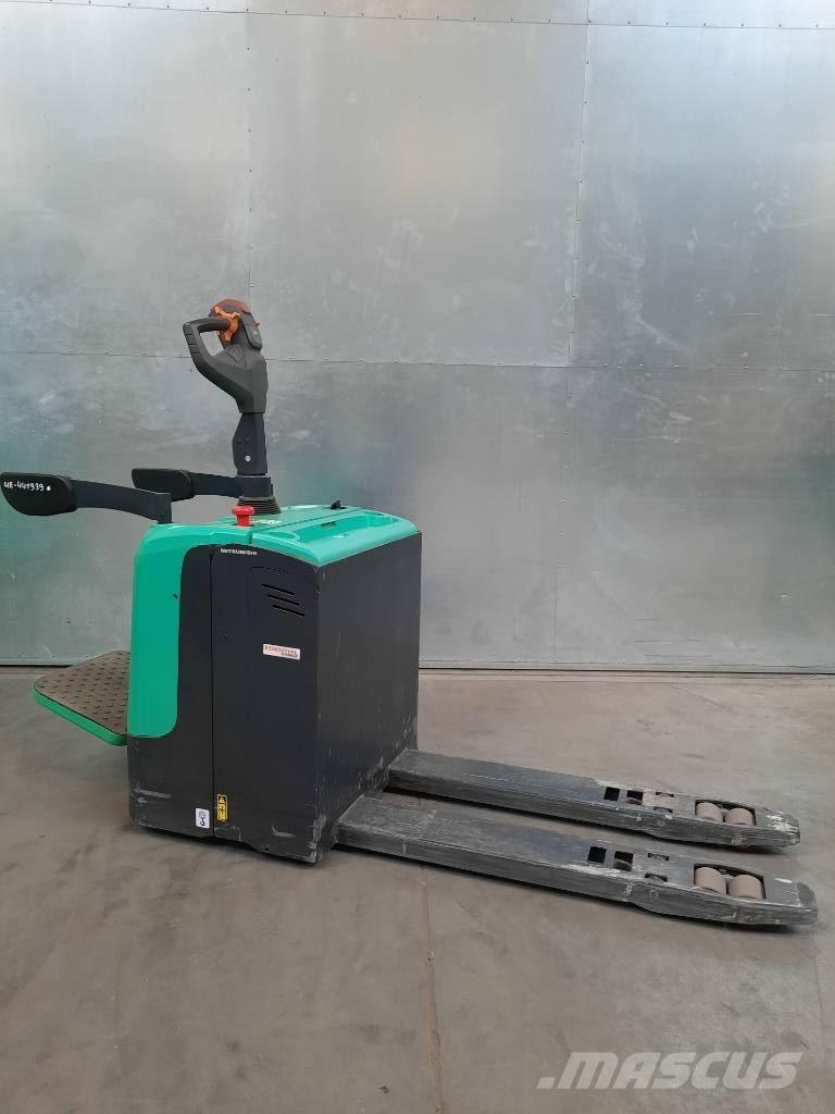 Mitsubishi PBV 20 QL Porta-paletes com plataforma