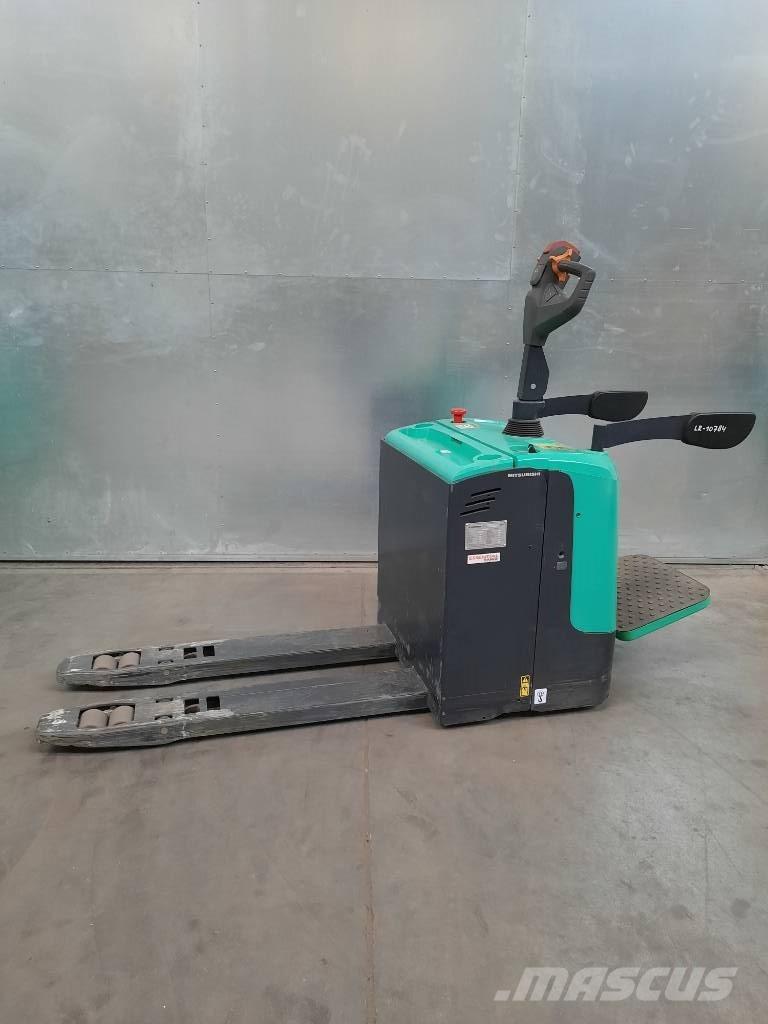 Mitsubishi PBV 20 QL Porta-paletes com plataforma