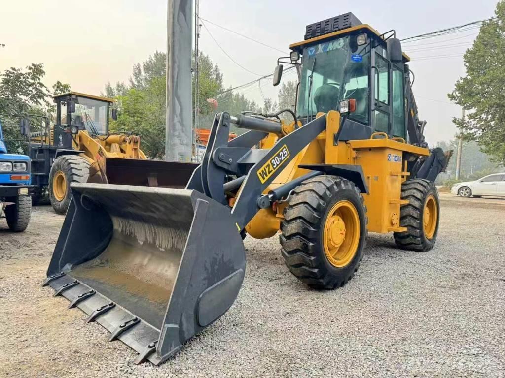 XCMG WZ 30-25 Retroescavadoras