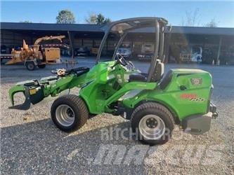 Avant 755 Pás carregadoras de rodas