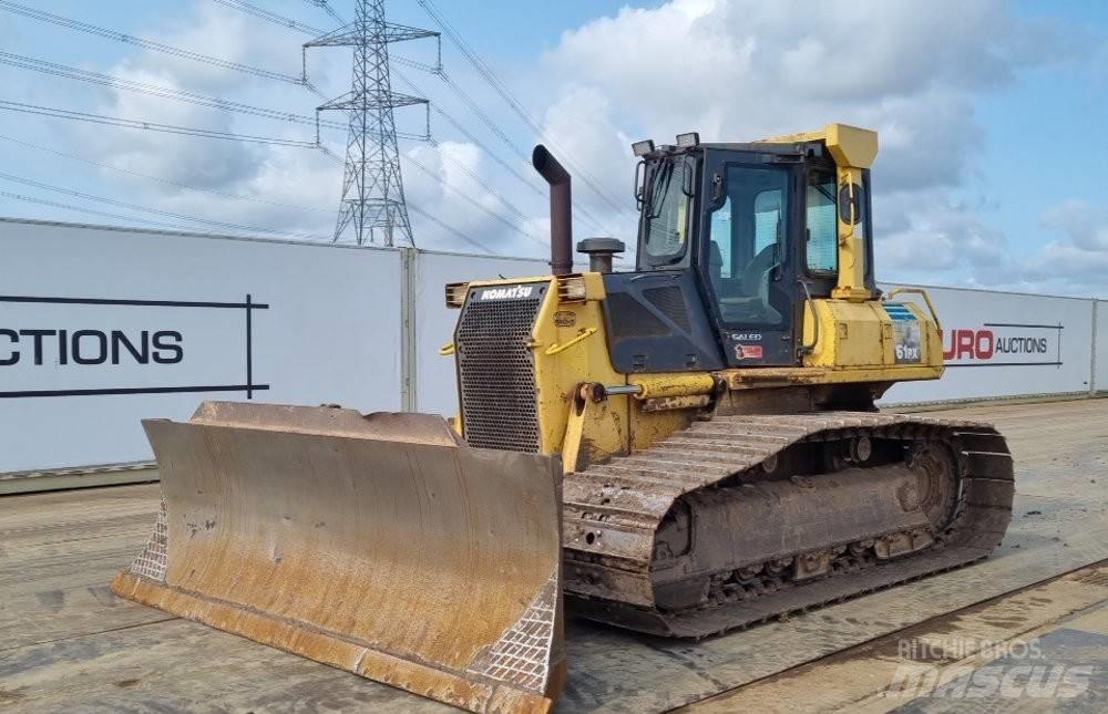 Komatsu D 61 PX-15 Dozers - Tratores rastos